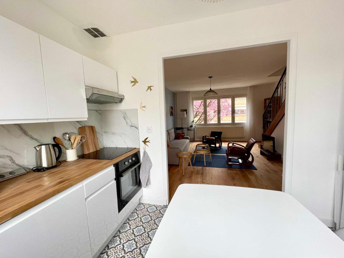 Willa La Chambre Jaune Maison Avec Grande Terrasse Et Garage Prive Lille Zewnętrze zdjęcie
