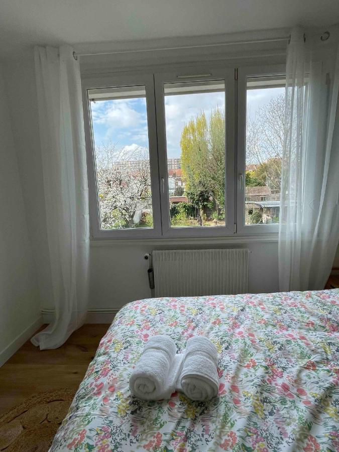 Willa La Chambre Jaune Maison Avec Grande Terrasse Et Garage Prive Lille Zewnętrze zdjęcie